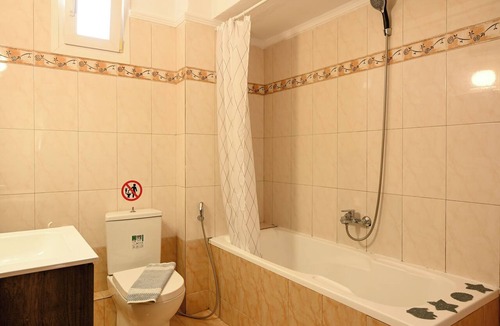 Neoi Epivates Apartment | The Coastal by Solessa with own garden and BBQ close to the beach.