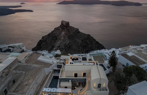 Imerovigli Villa | The Duke
