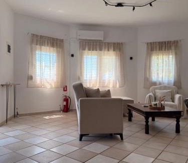 Avdira House | The Family Villa