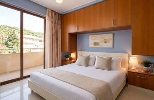 Qender Apartment | The Forbidden Anchor-Villa Alfred