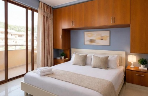 Qender Apartment | The Forbidden Anchor-Villa Alfred