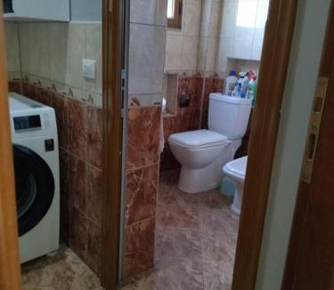 Divjake Apartment | The Garden Guest House