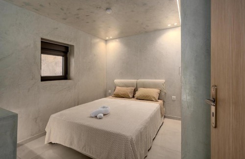 Episkopi Apartment | The Luxe Residence