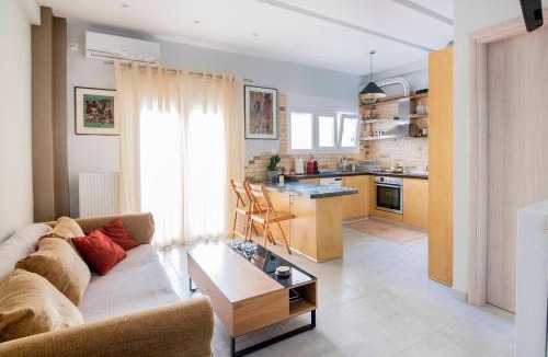 Nea Smirni Apartment | The "Maze" by CK&G