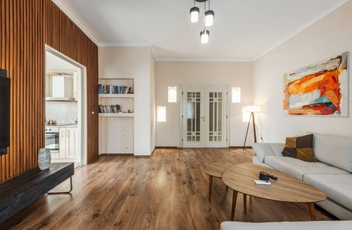 Shkoder Apartment | The Old-Clock Apartment by PikHost