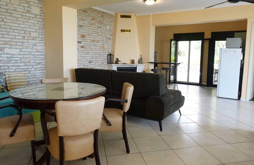 Alikanas House | The One Bedroom Villa