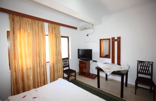 Fushebardhe House | The River Hotel