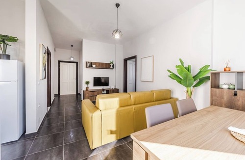 Ishem Apartment | The Seabreeze Apartment by PikHost