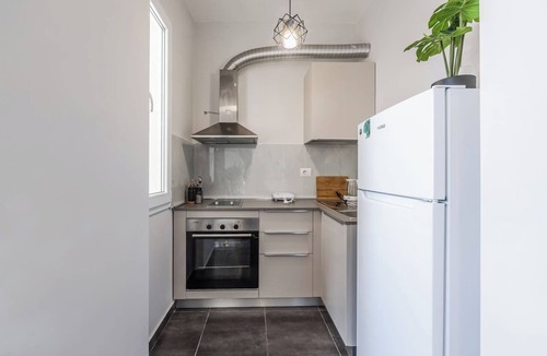 Ishem Apartment | The Seabreeze Apartment by PikHost