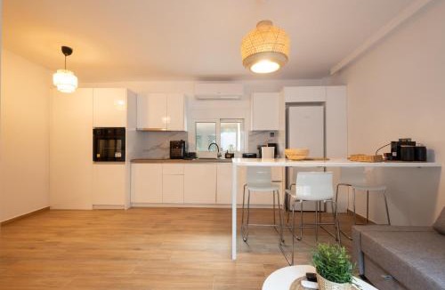 Agia Paraskevi House | The Secret Garden Stay