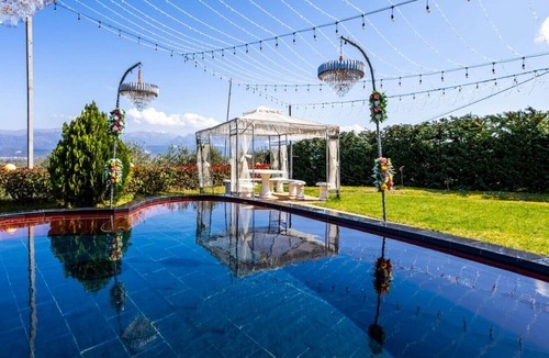 Qerek Villa | The Secret Garden Villa