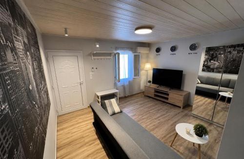 Patras Apartment | The Staircase Nest