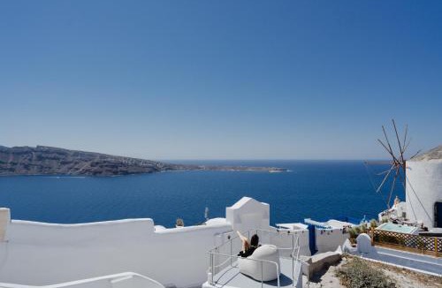 Oia Villa | The Sunset Windmill
