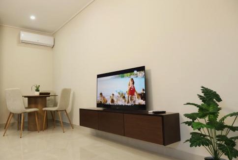 Pogradec House | The Swan Nest 1