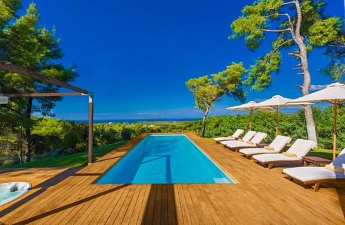 Sane Villa | The White Villa at Sani