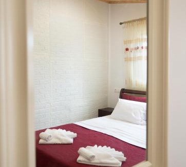 Agios Nikolaos Apartment | The Woodnest