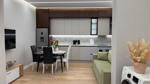 Sauk Apartment | TheCozy Home Tirana