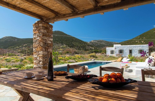 Apollonia House | Themonies: Cycladic Estate with Pool, Sleeps 16