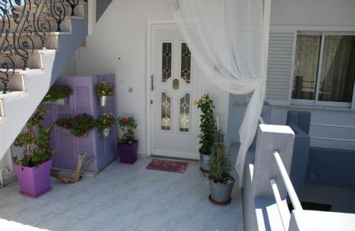Patitiri Apartment | Theodora