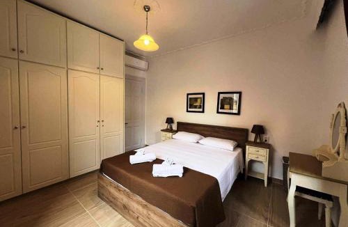 Old Town Apartment | Theodora's old Corfu home