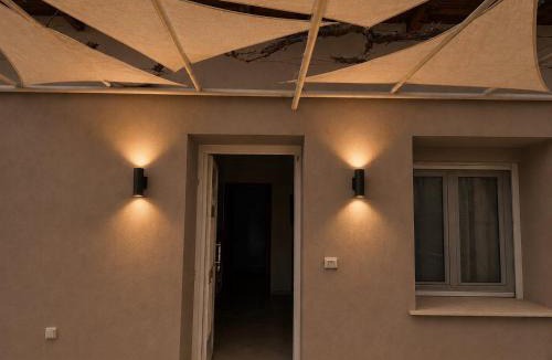 Koinira House | Theon Prive House