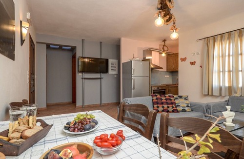 Naxos Hotel | Theonis Villas, 30 meters from the beach