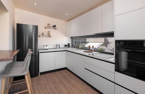Afandou Apartment | TheraLiving - Boutique Apartment with Balcony