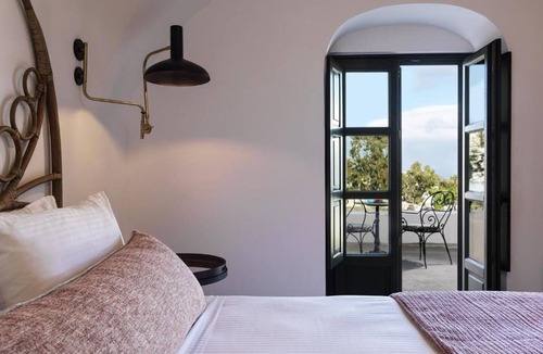 Imerovigli Villa | Theros Suite, Mansion 2 Bedroom Suite, Imerovigli