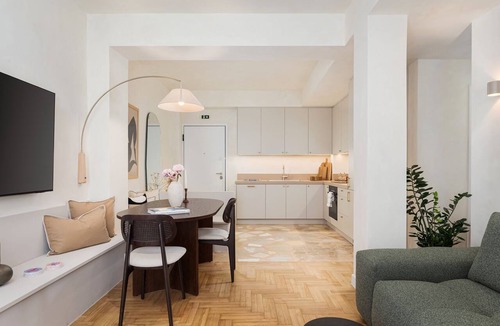 Thissio Apartment | Thiseio Acropolis Residence by Fineline