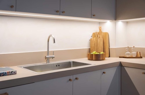 Thissio Apartment | Thiseio Acropolis Residence by Fineline