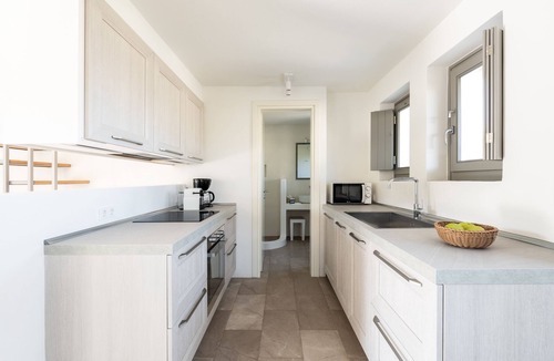 Serifos Apartment | Three BD Grande Maisonette with Sea View by Ammoa Feelgood Boutique Houses