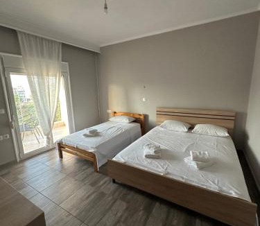 Stavros Apartment | Three Roots House