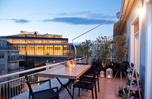 Kinosargous Apartment | Thrilling Athens Penthouse | Hera Penthouse | 2 Bedrooms | Acropolis View