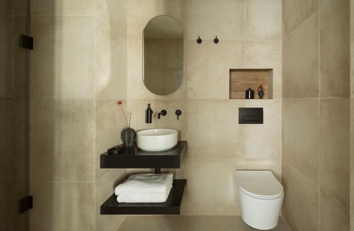 Omonia Apartment | Tipsy Apt 105