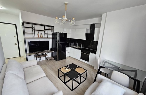 Farke Apartment | Tirana city view apartment