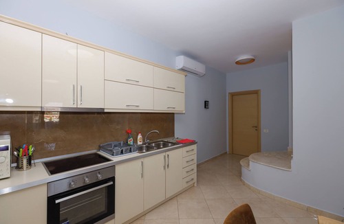 Kashar Apartment | Tirana Skyline Rooftop 3BR w/Hot Tub, Plunge Pool & Free Parking