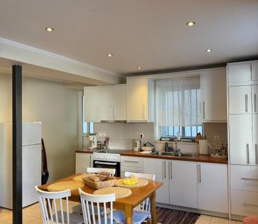 Kiparissia Apartment | To Petrino apartment