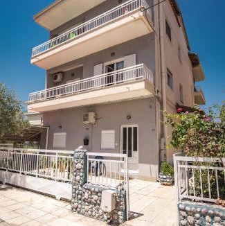 Trikala Apartment | Tom's House