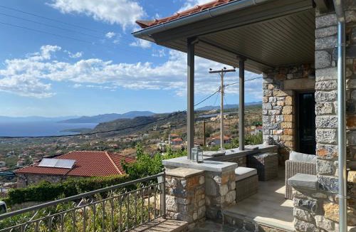Lefktron Villa | Tonia's Villa