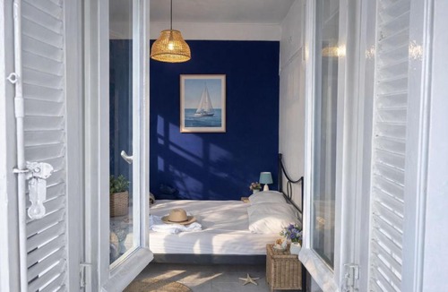 Exarhia Apartment | Top of Athens