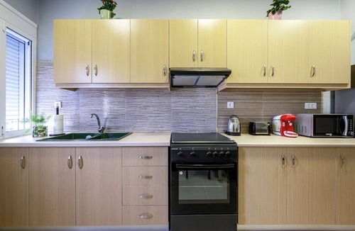 Kos Town Apartment | Top Spot Apartment at Dolphin Square