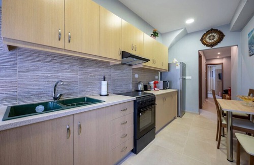 Kos Town Apartment | Top Spot Apartment at Dolphin Square