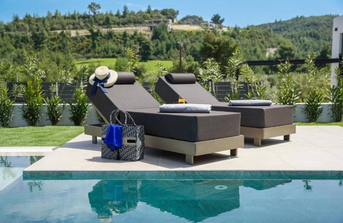 Kassandra Villa | Topaz Suite with Private Pool