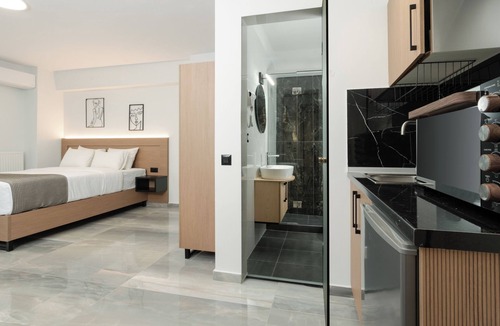 Vardaris Apartment | Tower 15 | Family Studio 302