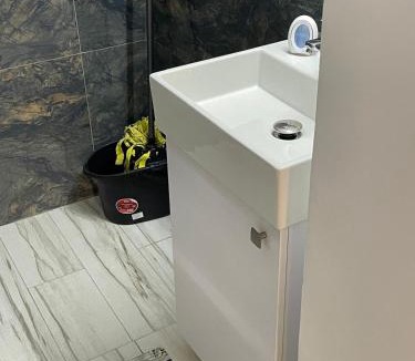 Qazim Pali Apartment | Traceys 3 Apartments Borsh