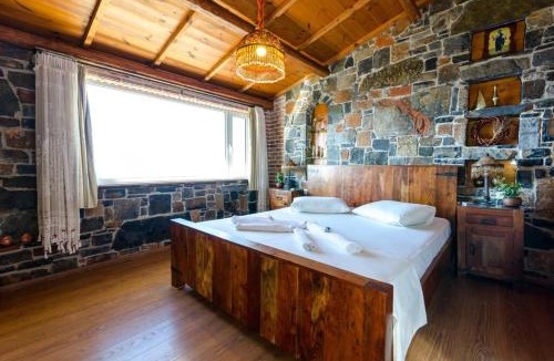 Geropotamos Villa | Traditional Cretan Style Villa