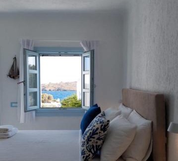 Agios Ioannis Apartment | Traditional dream myconian studio