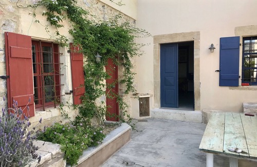 Ierapetra House | Traditional stand-alone spacious stone house in a small village