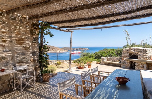 Serifos House | Traditional stone house