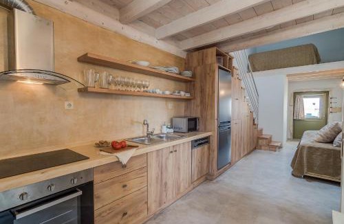 Kastellos Villa | Traditional Stonebuilt Villa Leonanto with Heated Pool, only 5 Km from a Sandy Beach